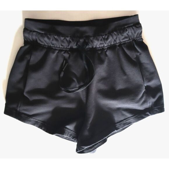 Lululemon W7BDRS Women's Sz 2 Black Inner Glow 3" French Terry Shorts - Picture 7 of 9